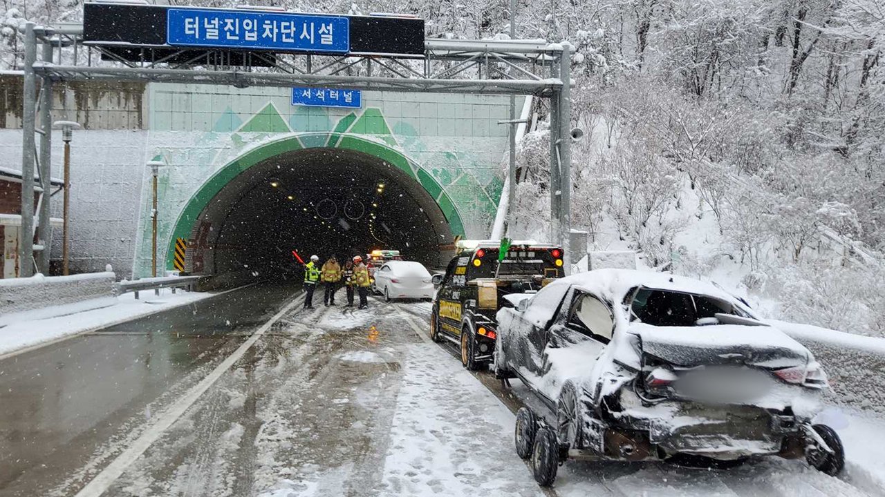 나의 하루, 도시의 삶과 눈의 괴로움